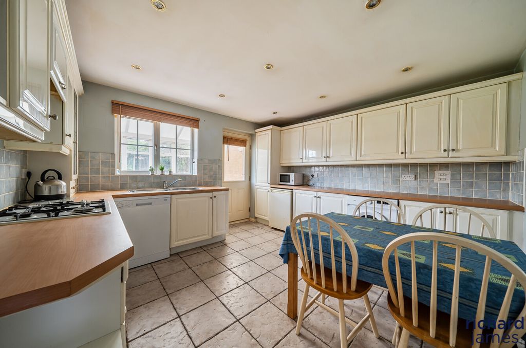 Additional image 3 of 4 bed detached house for saleDartmoor Close, Rushey Platt, Swindon SN5