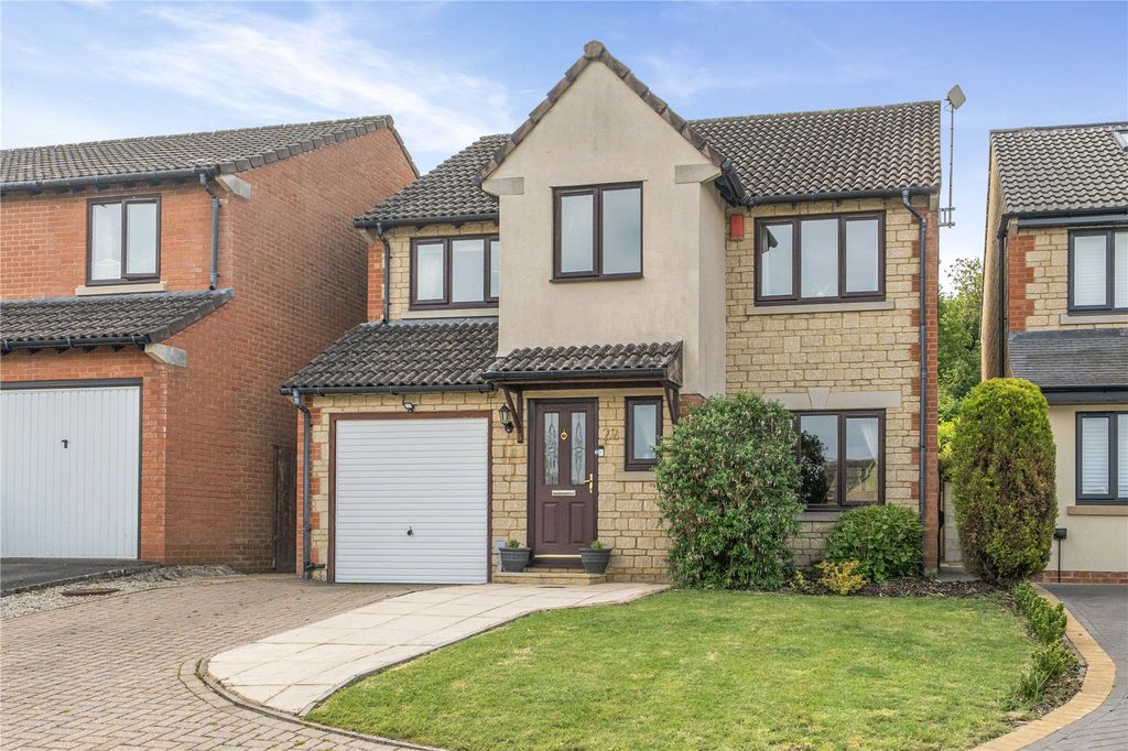4 bed detached house for saleGreenaway, Wanborough SN4
