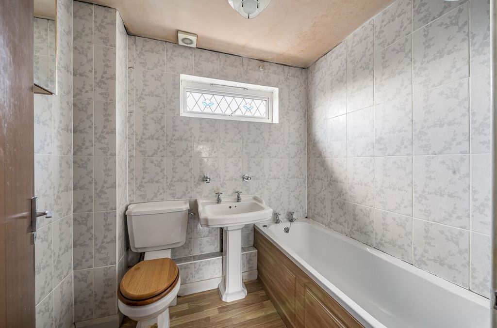 Additional image 9 of 3 bed terraced house for saleCrawford Close, Freshbrook, Swindon SN5