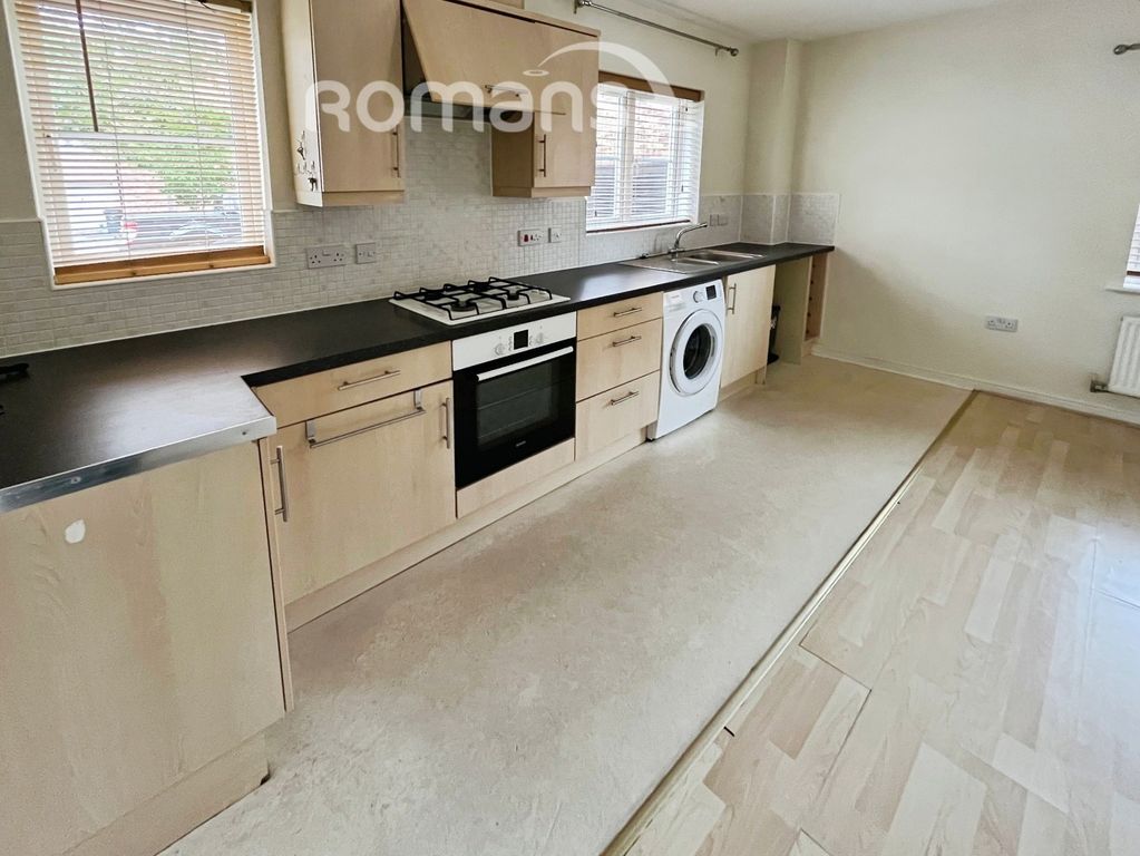 Additional image 2 of 2 bed flat for saleMaybold Crescent, Swindon, Wiltshire SN25