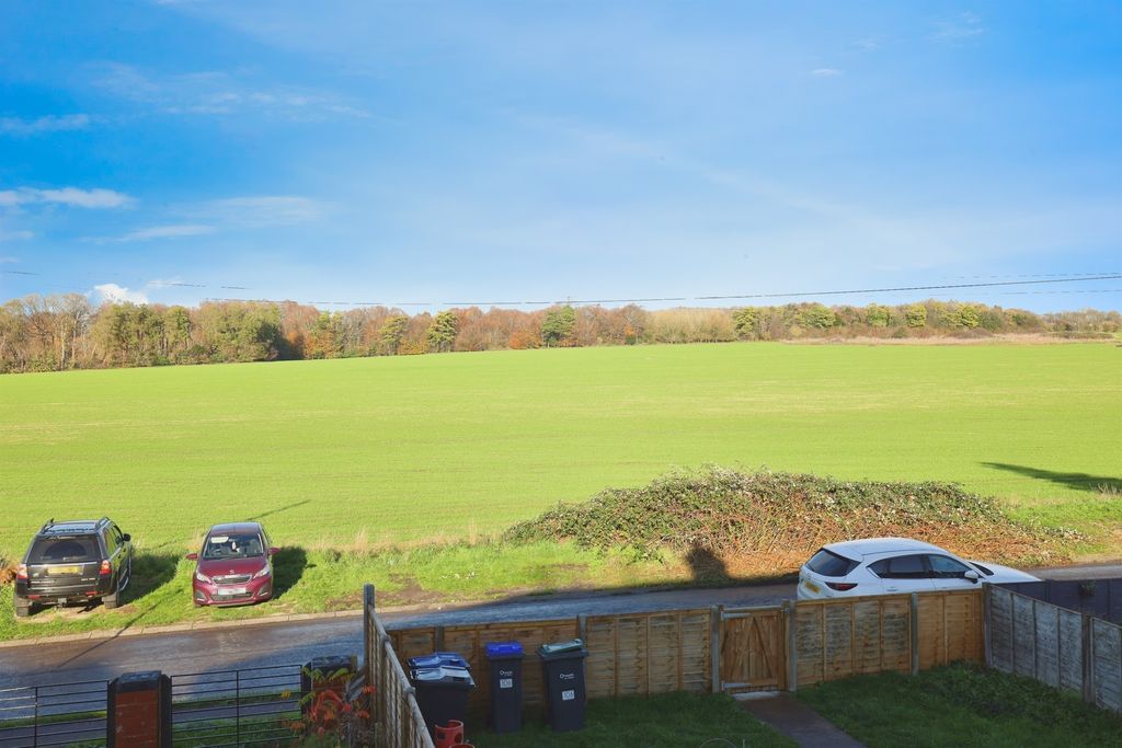 Additional image 3 of 4 bed semi-detached house for saleFargo Road, Larkhill, Salisbury SP4