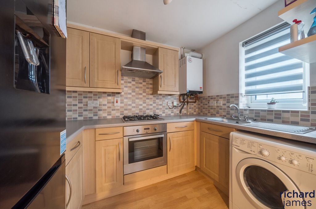 Additional image 6 of 1 bed flat for saleWhitney Street, Swindon SN1