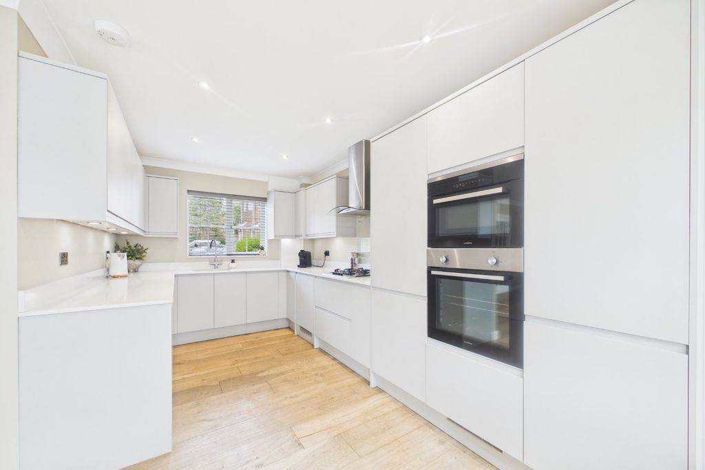 Additional image 3 of 2 bed terraced house for saleHoratio Avenue, Warfield, Berkshire RG42