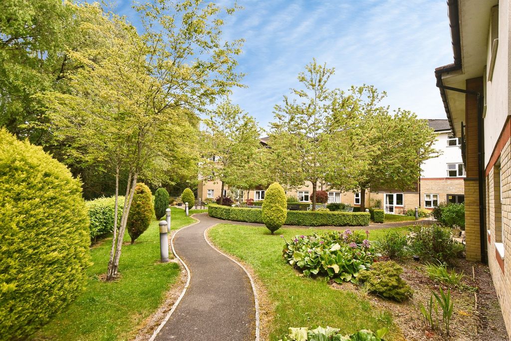 Additional image 15 of 2 bed flat for saleKingsdown Road, South Marston, Swindon SN3