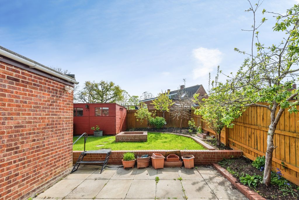 Additional image 19 of 6 bed semi-detached house for saleThames Avenue, Swindon SN25