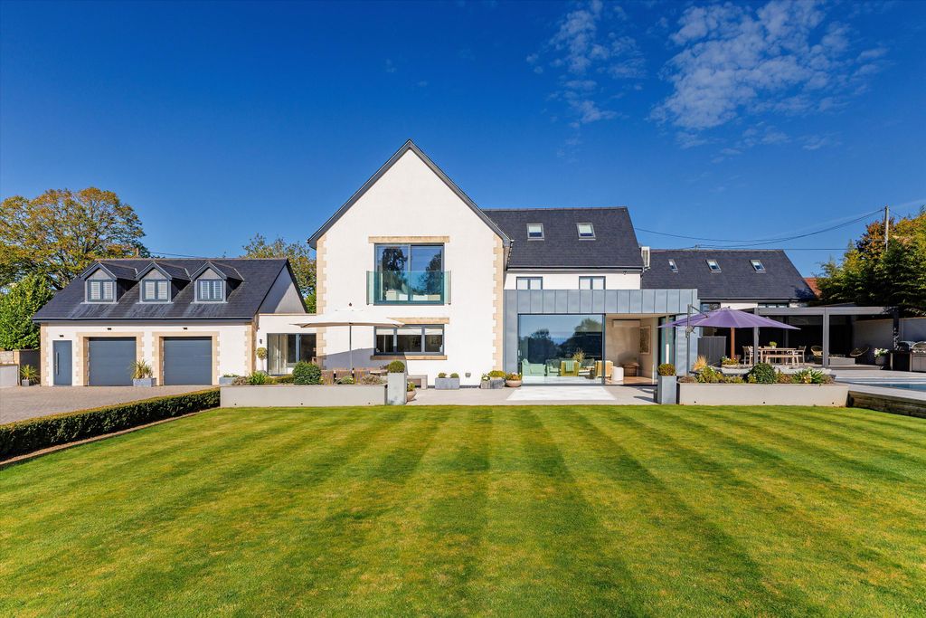6 bed detached house for saleTrowbridge Road, Seend, Melksham, Wiltshire SN12