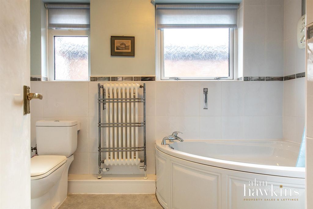 Additional image 11 of 3 bed detached bungalow for saleLongleaze, Royal Wootton Bassett SN4