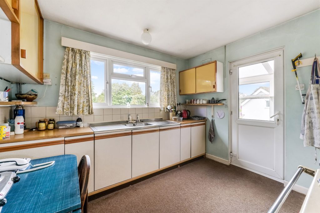 Additional image 8 of 4 bed detached bungalow for saleOakleigh Drive, Landford, Salisbury SP5