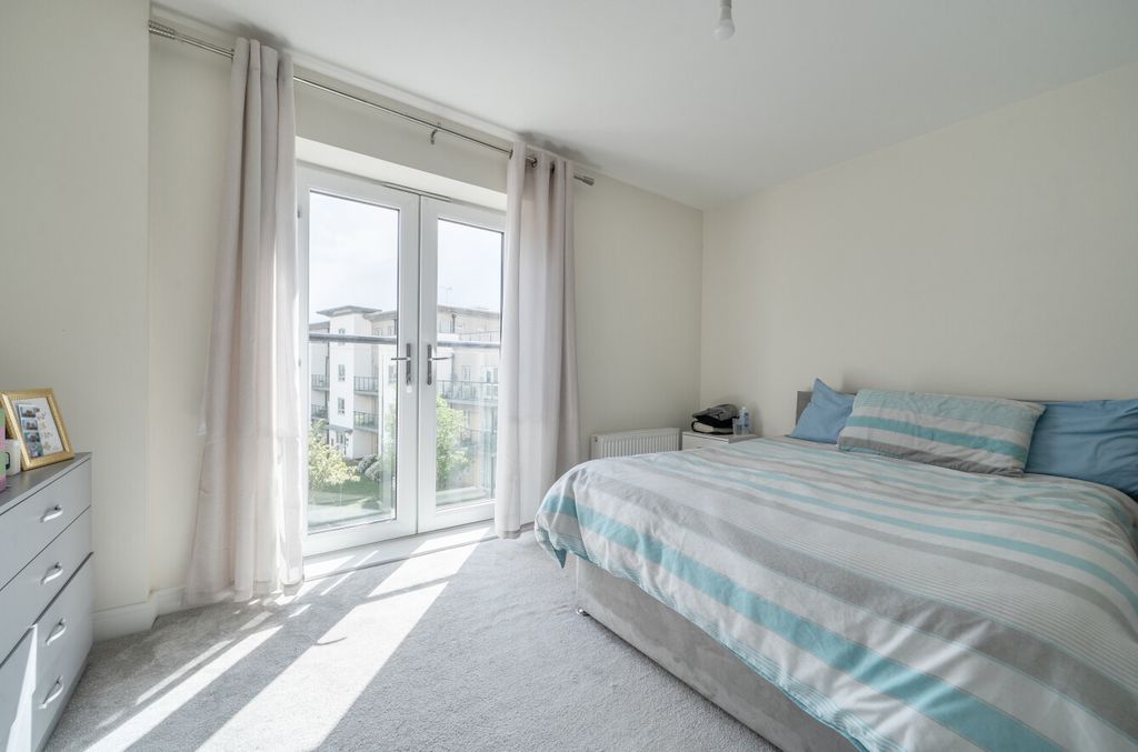 Additional image 11 of 2 bed flat for saleFleming Place, Bracknell RG12