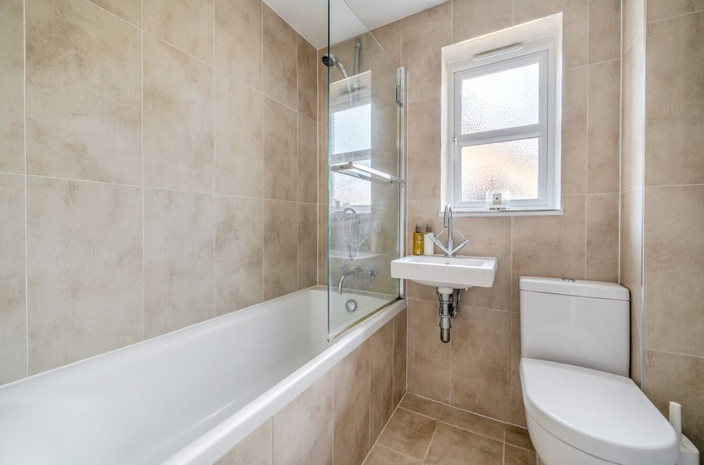 Additional image 9 of 2 bed end terrace house for saleWoodhouse Street, Binfield, Bracknell RG42
