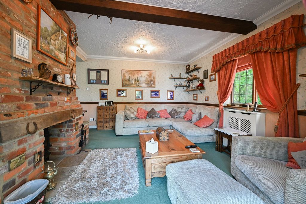 Additional image 6 of 4 bed detached house for saleHale Road, Woodgreen, Fordingbridge SP6