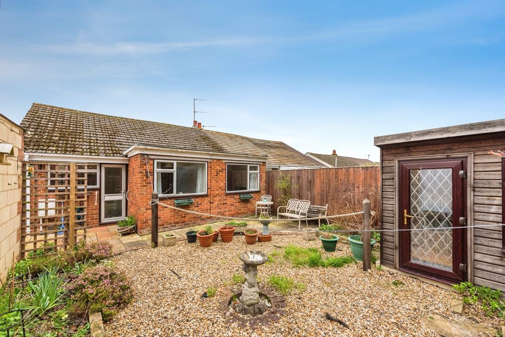 Additional image 11 of 3 bed semi-detached bungalow for saleKennet Avenue, Swindon SN25