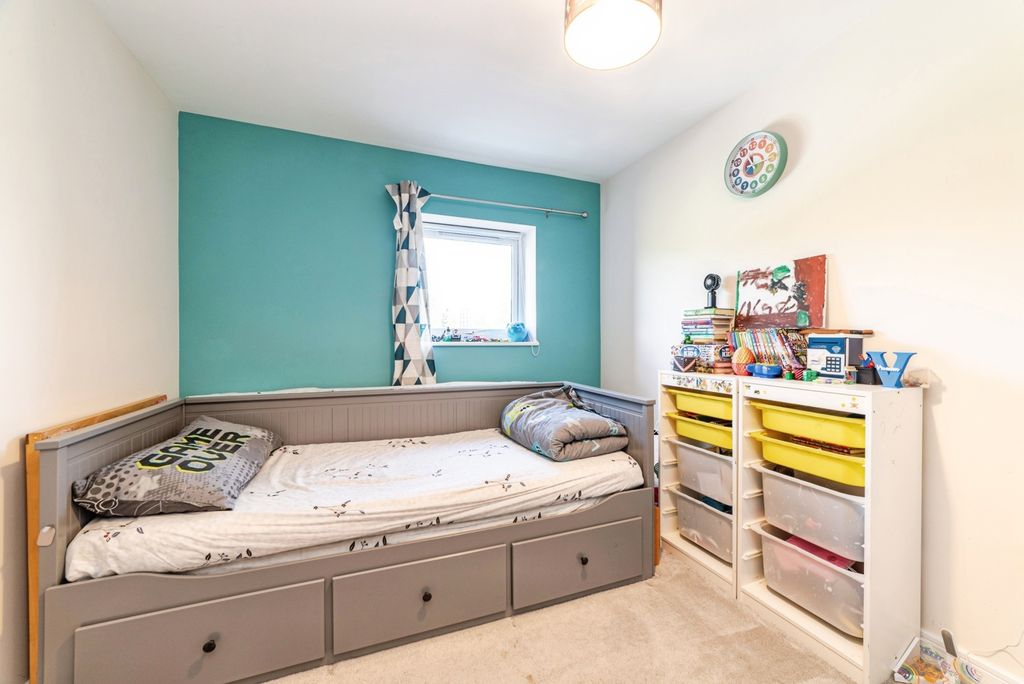 Additional image 12 of 2 bed flat for saleWebster Close, Bracknell, Berkshire RG12