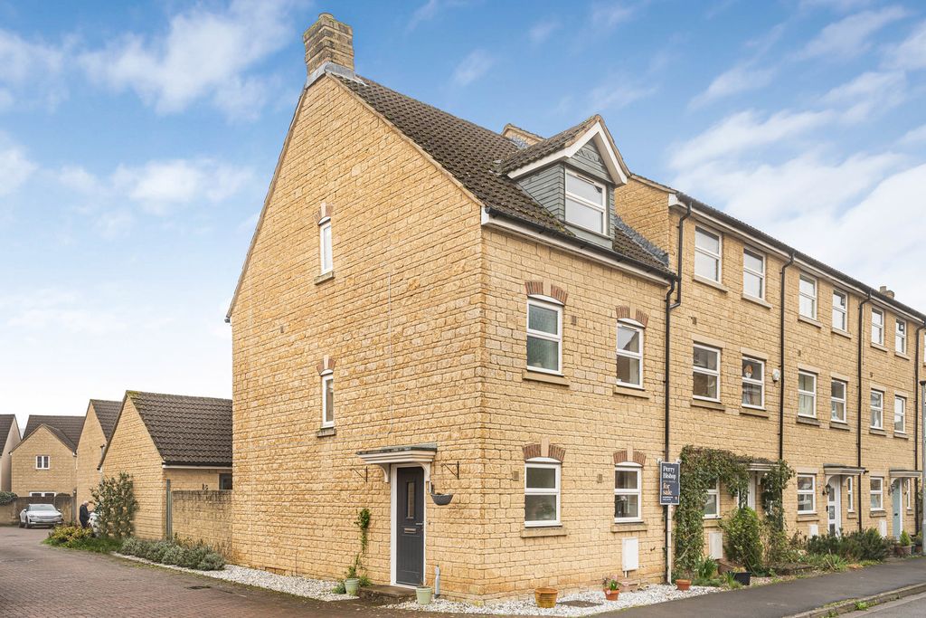 Additional image 6 of 4 bed end terrace house for saleAvenue De Gien, Malmesbury, Wiltshire SN16