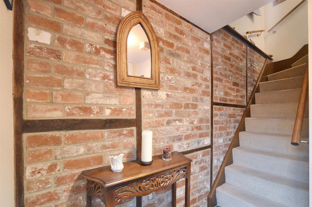 Additional image 4 of 3 bed cottage for saleShaftesbury Road, East Knoyle, Salisbury SP3