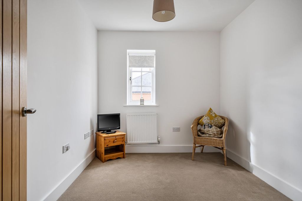Additional image 8 of 3 bed semi-detached house for saleWordsworth Way, Devizes SN10