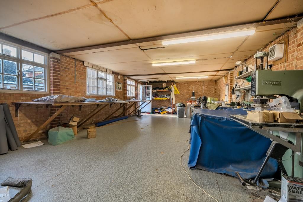 Additional image 10 of 2 bed detached bungalow for saleNorth Street, Windsor SL4