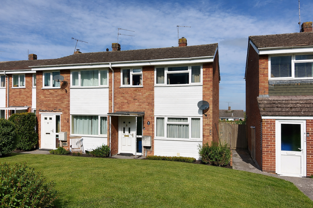 3 bed end terrace house for saleWindrush, Highworth, Swindon SN6