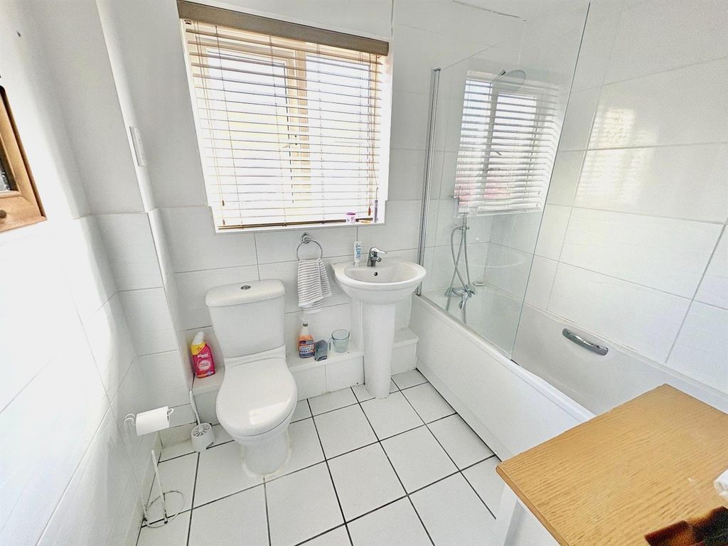 Additional image 6 of 2 bed flat for saleMazurek Way, Haydon End, Swindon SN25