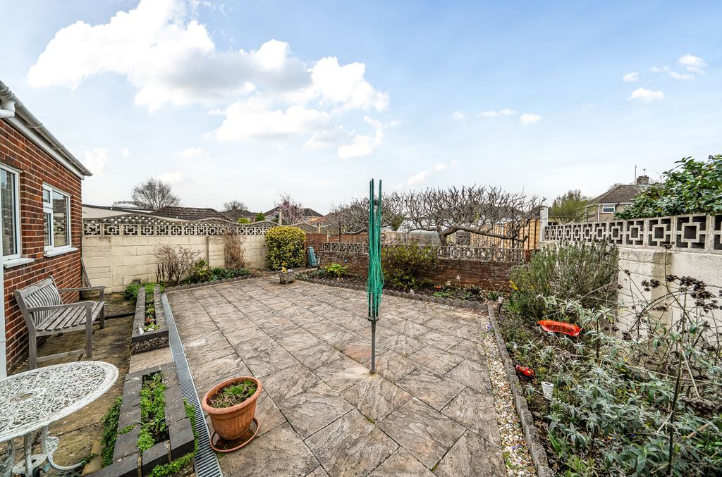 Additional image 16 of 3 bed bungalow for saleBeverstone Grove, Lawn, Swindon SN3