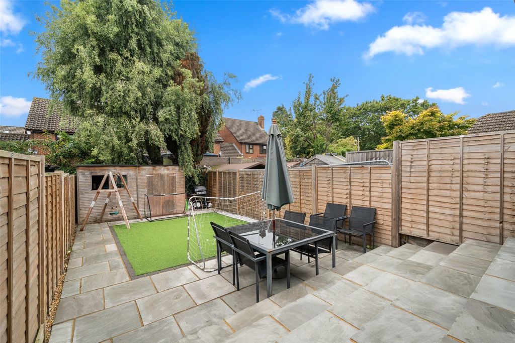 Additional image 11 of 3 bed semi-detached house for saleCollege Road, College Town, Sandhurst, Berkshire GU47