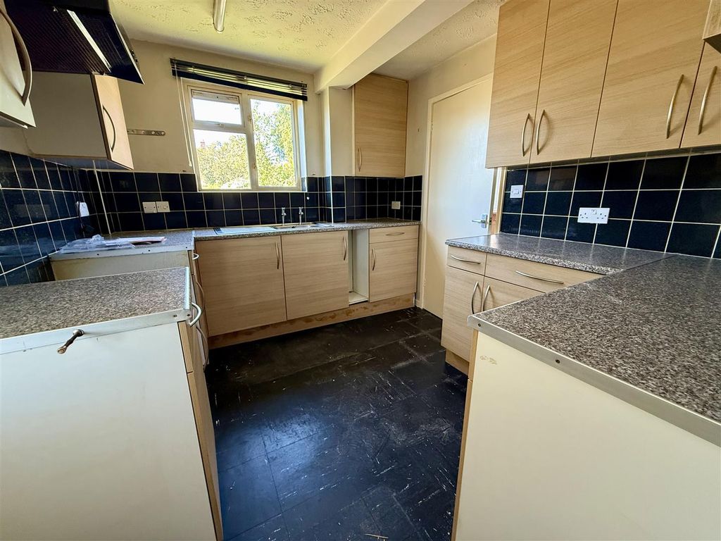 Additional image 6 of 3 bed semi-detached house for saleDoveys Terrace, Kington Langley, Chippenham SN15
