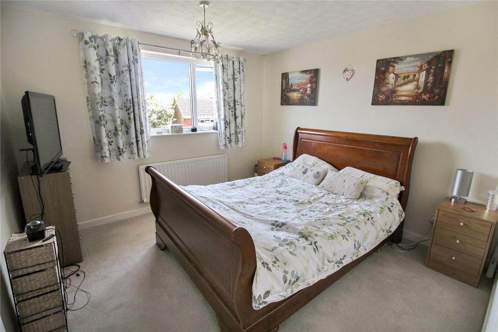 Additional image 9 of 5 bed detached house for saleWheatlands, Swindon, Wiltshire SN25