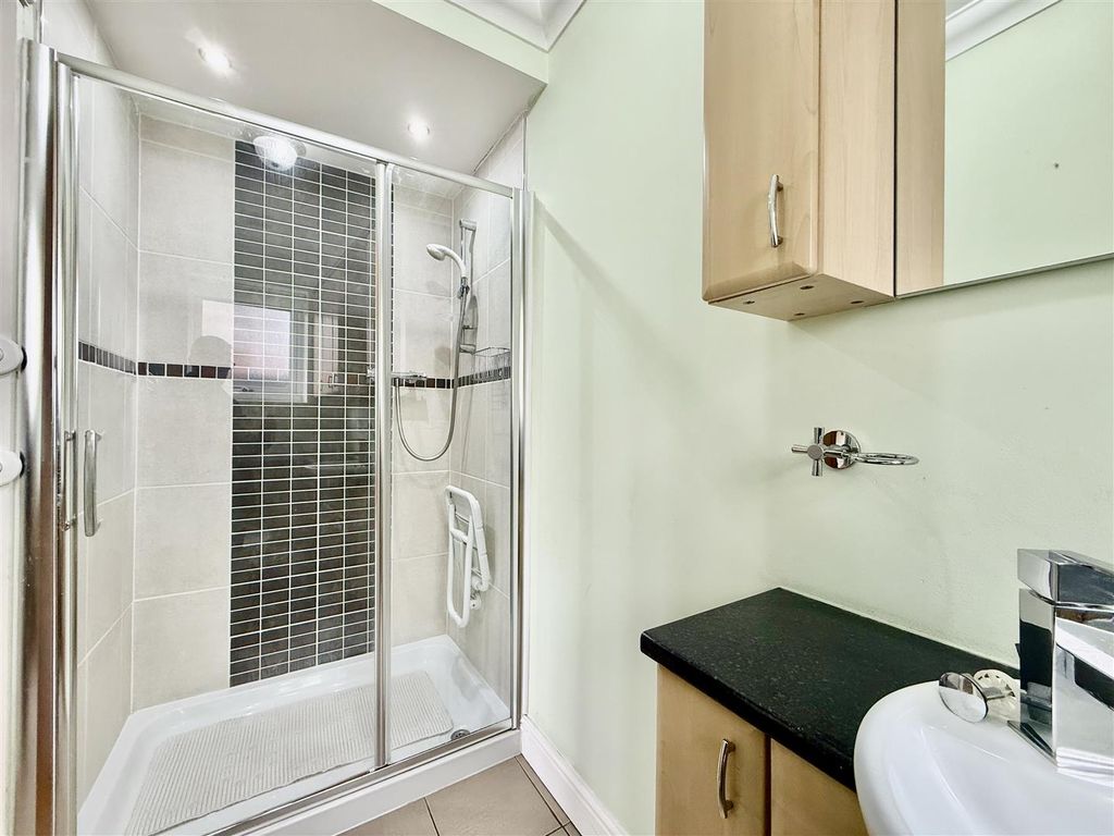 Additional image 6 of 3 bed detached bungalow for saleEgerton Close, Swindon SN3