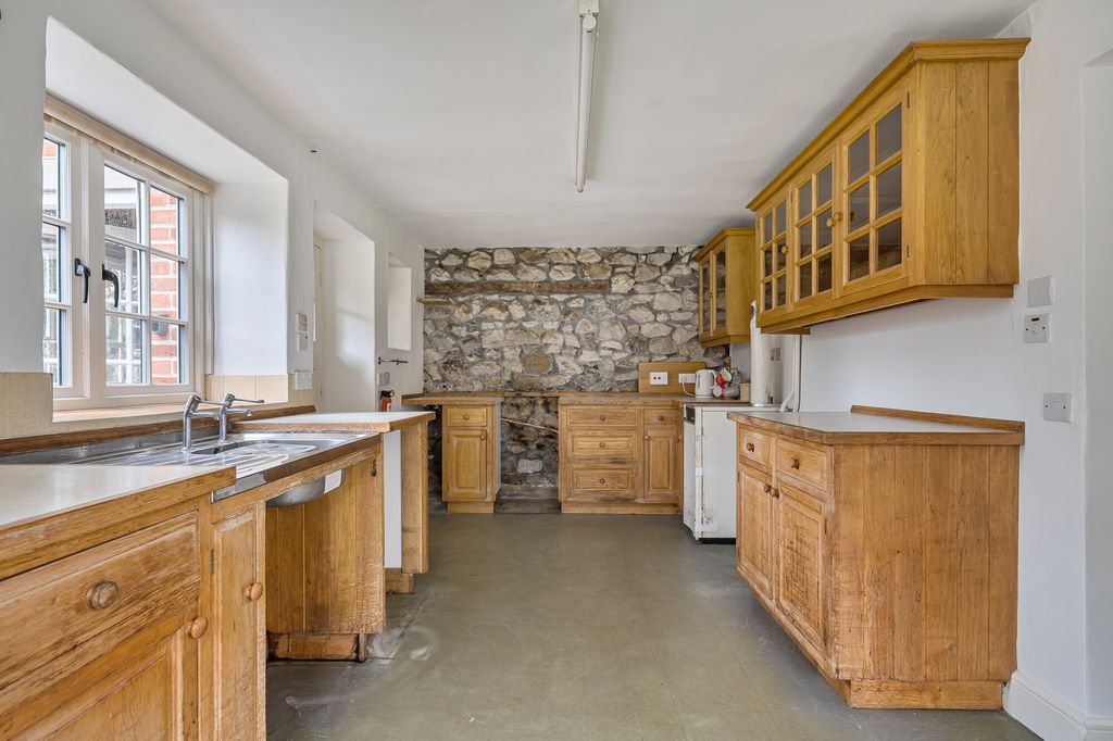 Additional image 2 of 4 bed detached house for saleLockeridge, Marlborough SN8