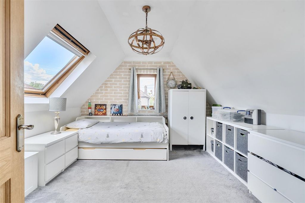 Additional image 18 of 3 bed detached bungalow for saleMalmesbury Road, Chippenham SN15