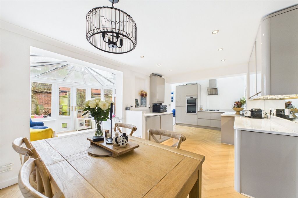 Additional image 4 of 3 bed link detached house for saleSimkins Close, Winkfield Row, Berkshire RG42