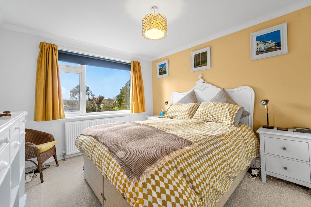 Additional image 8 of 4 bed semi-detached house for saleLovel Road, Winkfield, Windsor, Berkshire SL4