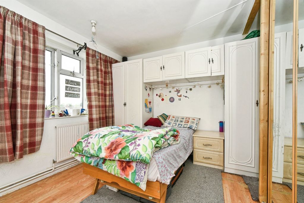 Additional image 7 of 2 bed flat for saleSomerville Road, Swindon SN3