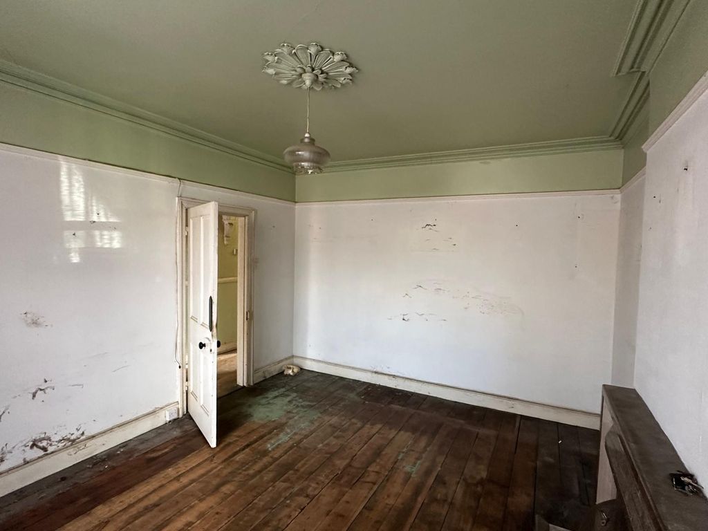Additional image 11 of 3 bed semi-detached house for saleEastbourne Road, Trowbridge BA14