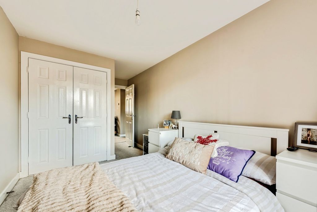 Additional image 9 of 2 bed flat for saleChopin Mews, Swindon, Wiltshire SN25