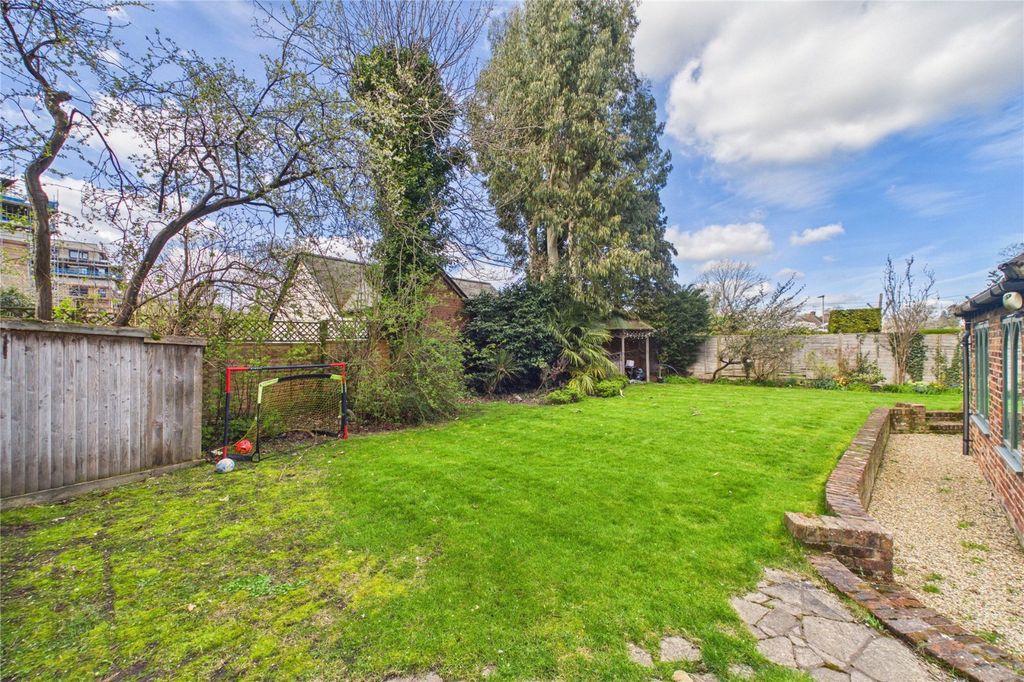 Additional image 13 of 4 bed detached house for saleBay Road, Bracknell, Berkshire RG12