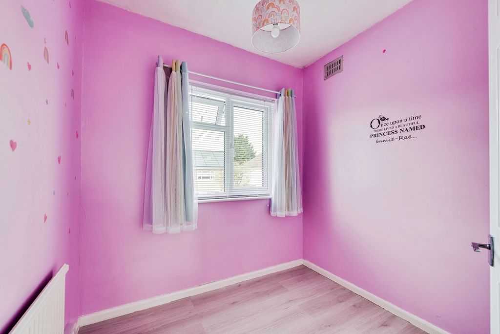 Additional image 12 of 4 bed semi-detached house for saleCollett Avenue, Swindon, Wiltshire SN2