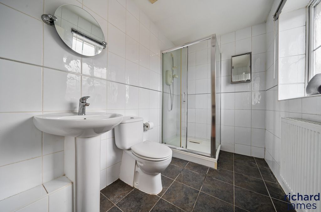 Additional image 8 of 4 bed detached house for saleDartmoor Close, Rushey Platt, Swindon SN5
