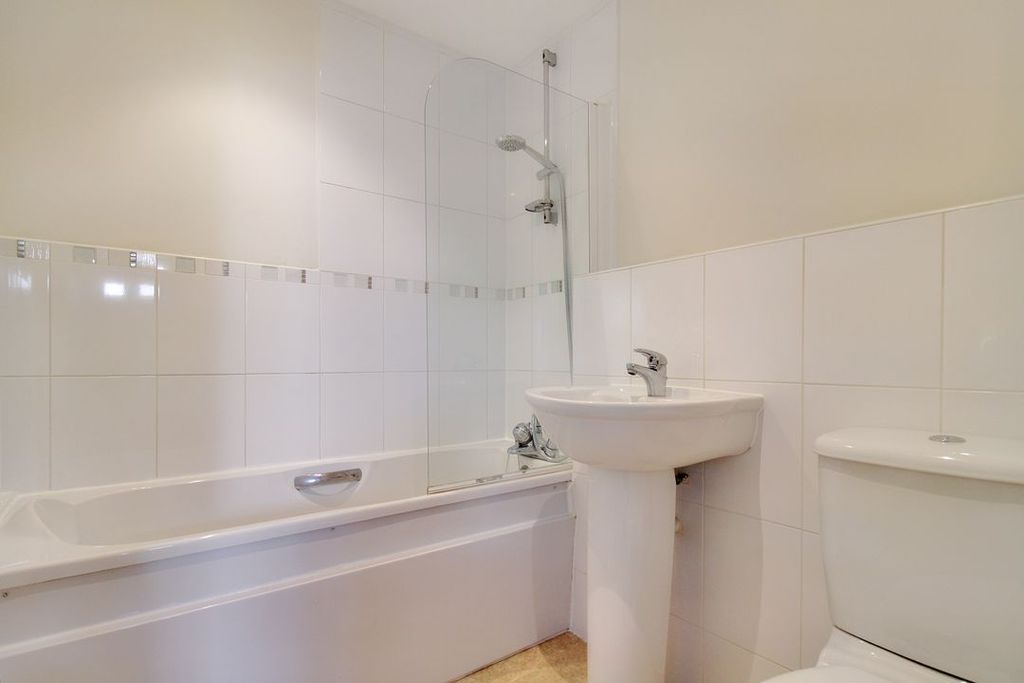 Additional image 12 of 2 bed flat for saleMarbeck Close, Redhouse SN25