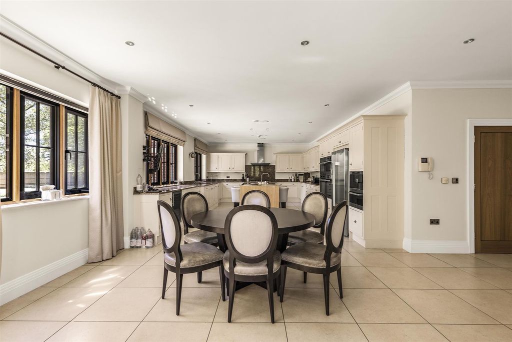 Additional image 25 of 6 bed detached house for saleChavey Down Road, Winkfield Row, Bracknell RG42