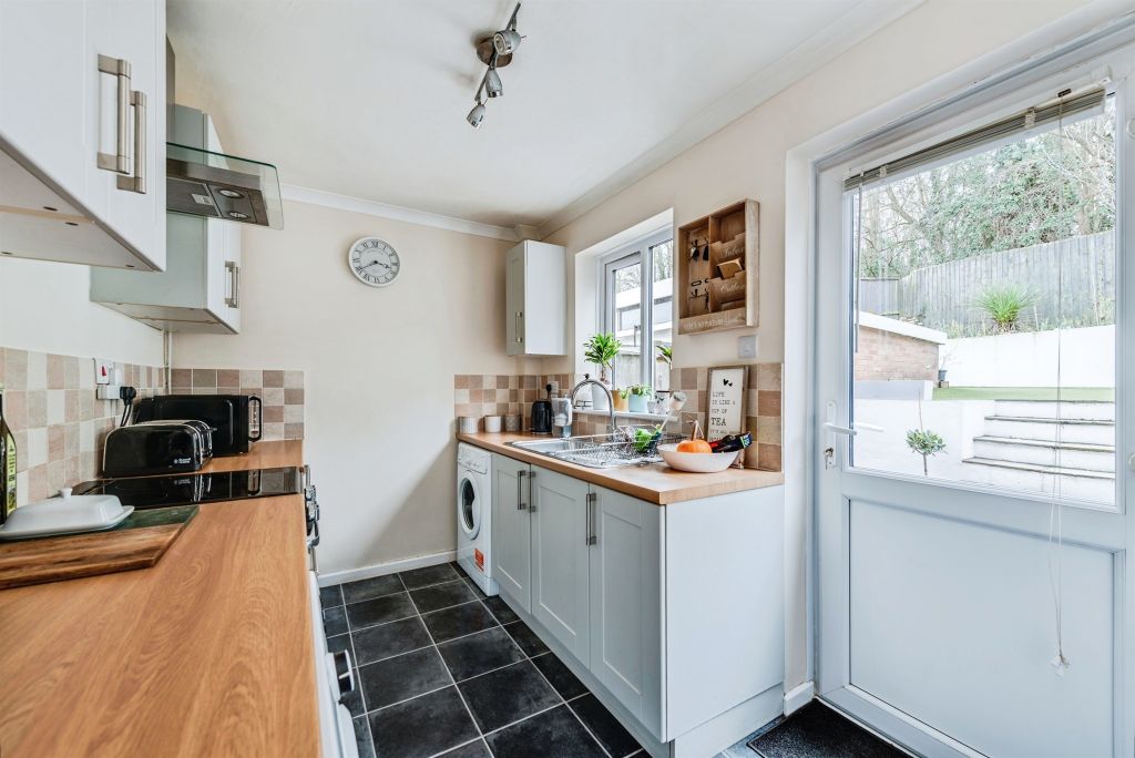 Additional image 3 of 2 bed semi-detached house for salePennycress Close, Swindon SN25