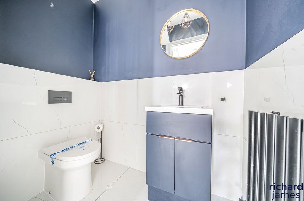 Additional image 15 of 4 bed detached house for saleCrofton Road, Swindon SN3