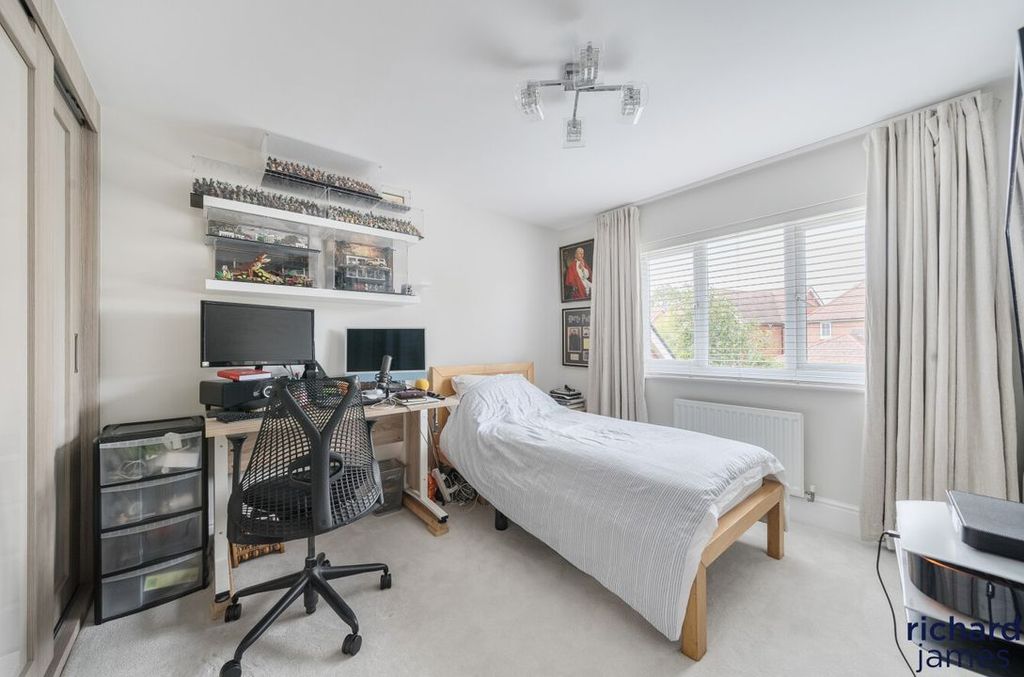 Additional image 17 of 4 bed detached house for saleBiddestone Avenue, Coate, Swindon SN3