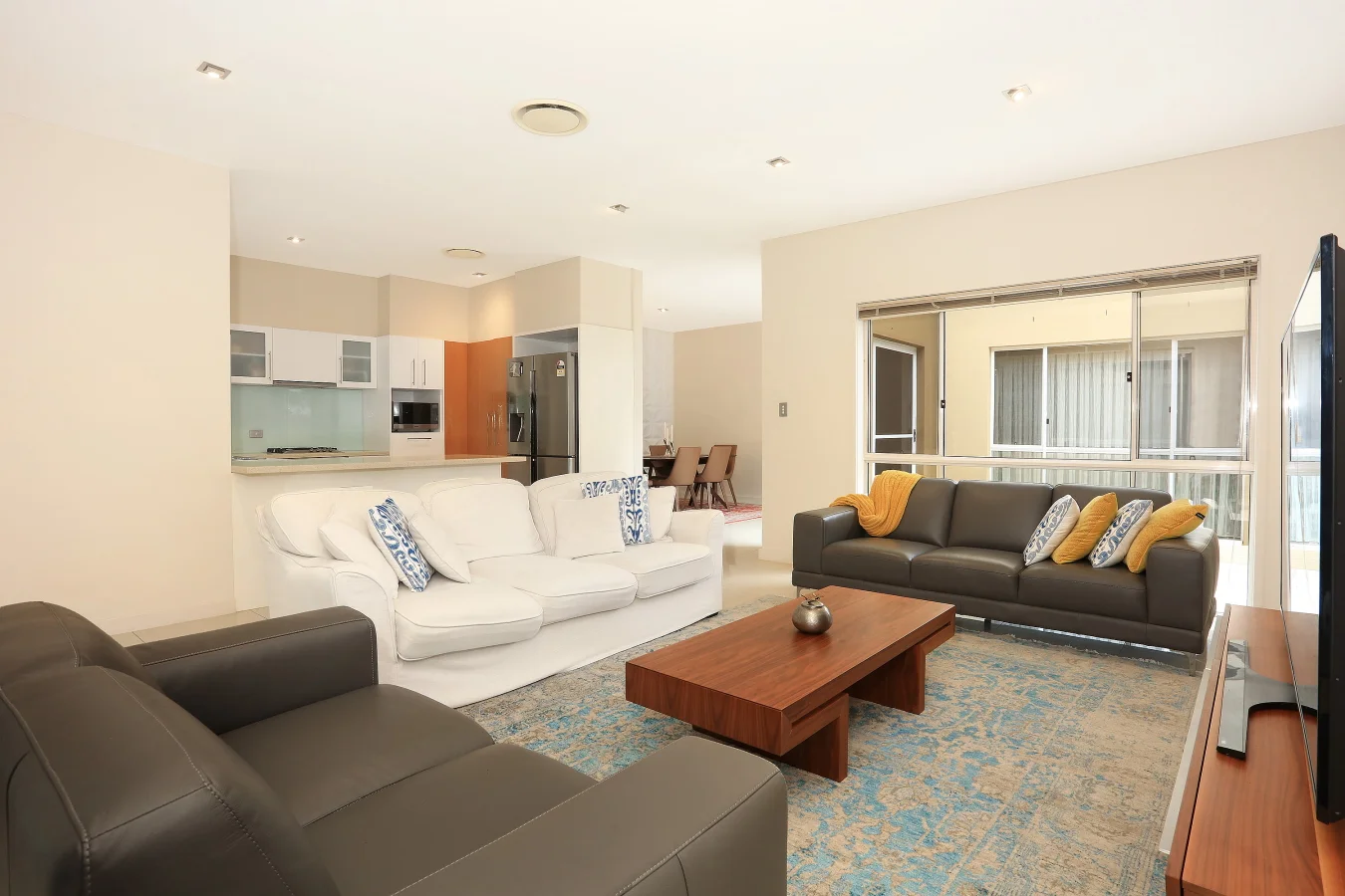 Additional image 7 of Benowa QLD 4217