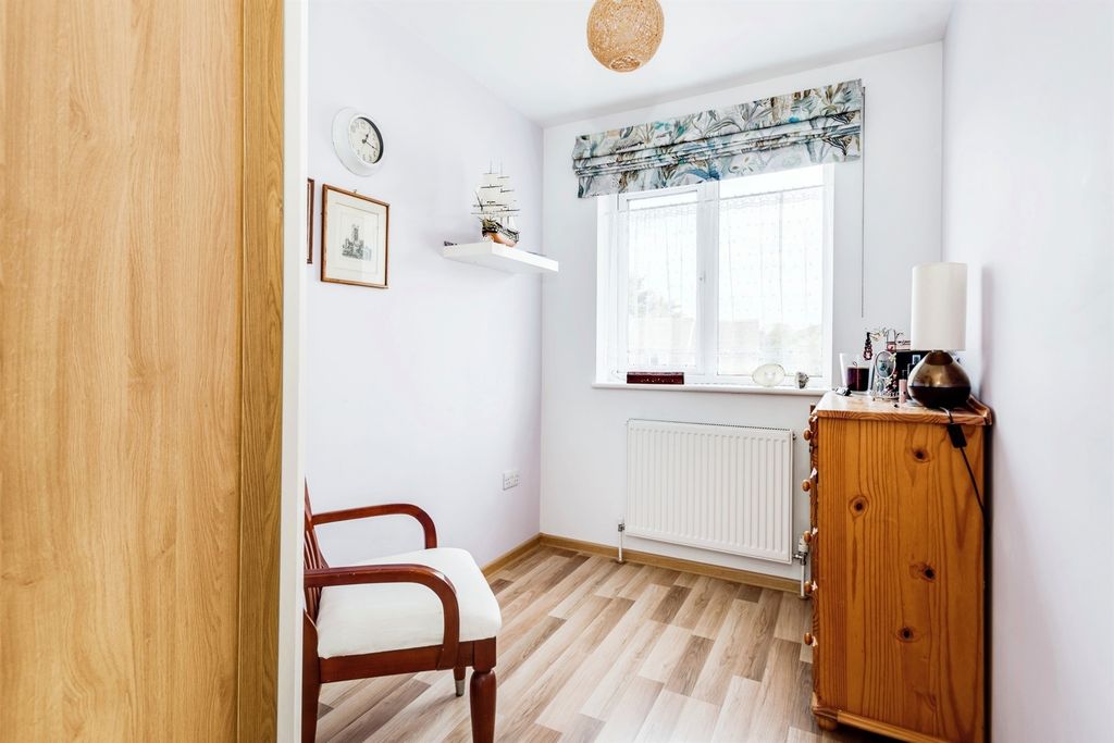Additional image 12 of 2 bed end terrace house for saleLomond Close, Sparcells, Swindon SN5