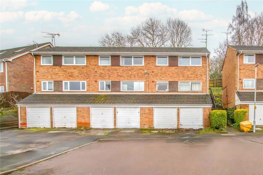 1 bed flat for saleValleyside, Swindon SN1