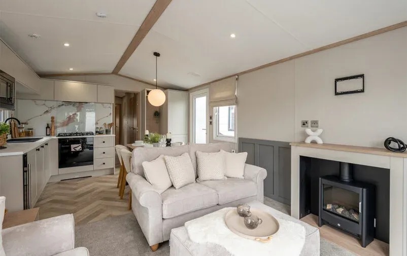 Additional image 2 of 4 bed mobile/park home for saleLandford, Salisbury SP5