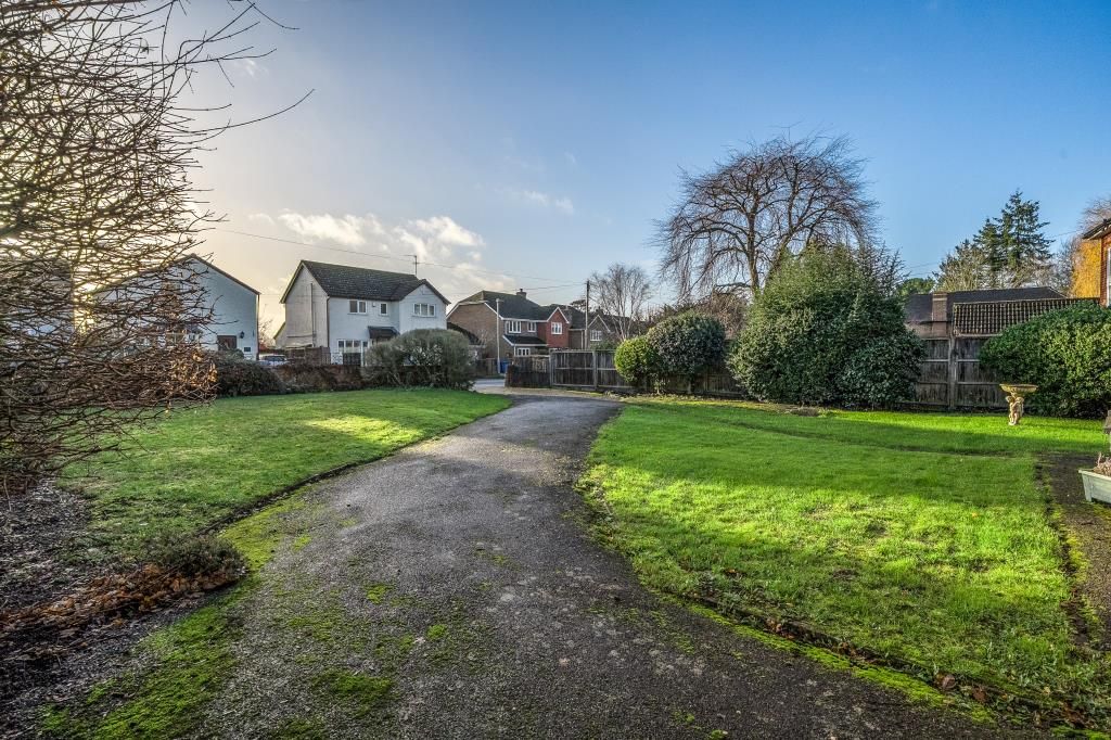 Additional image 24 of 2 bed detached bungalow for saleNorth Street, Windsor SL4