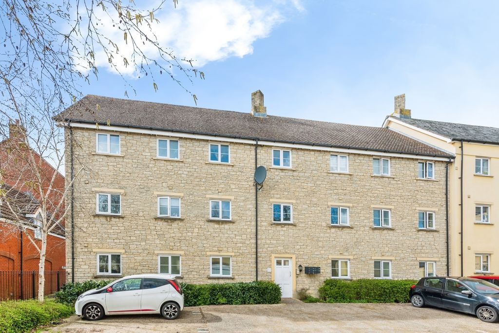 Additional image 15 of 2 bed flat for saleChopin Mews, Swindon, Wiltshire SN25