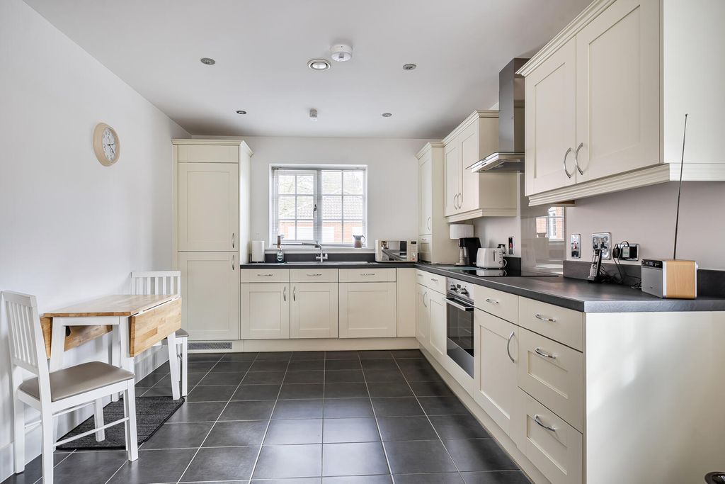 Additional image 3 of 3 bed semi-detached house for saleWordsworth Way, Devizes SN10